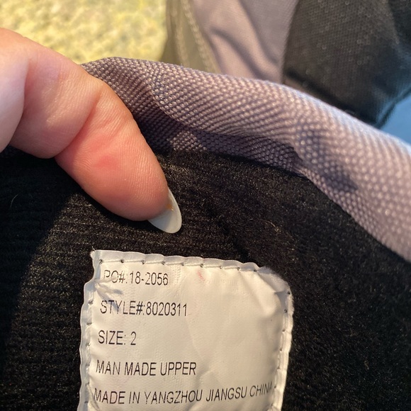 kids rain/snow boots. Size 2 - Picture 4 of 5